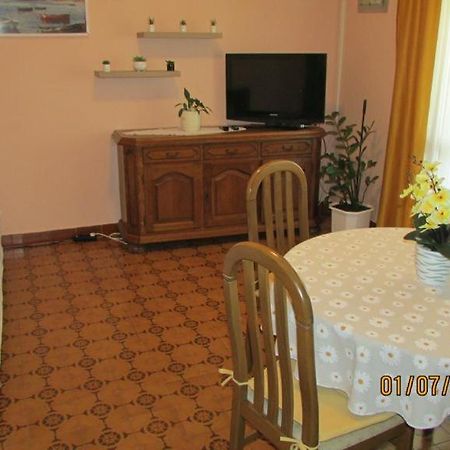 Apartment Tomy Trogir Eksteriør billede