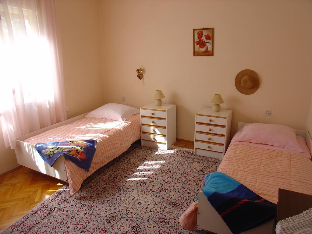 Apartment Tomy Trogir Eksteriør billede