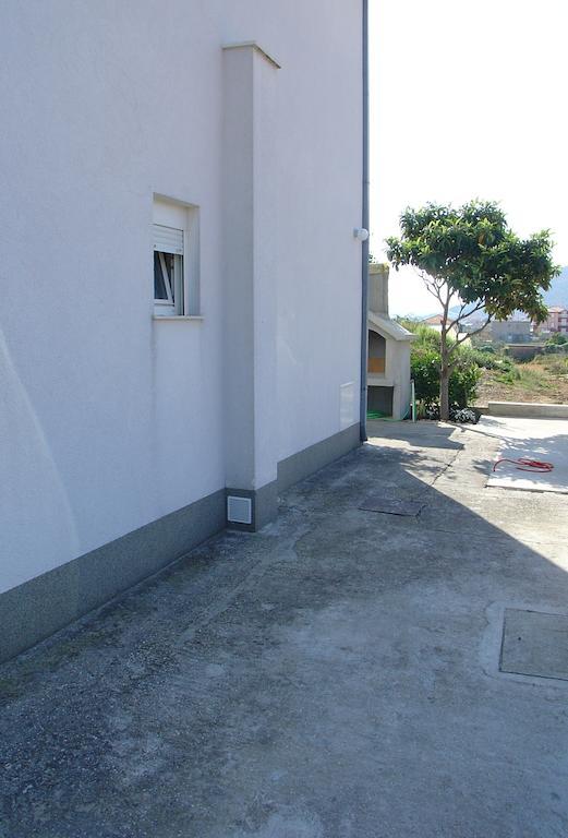 Apartment Tomy Trogir Eksteriør billede