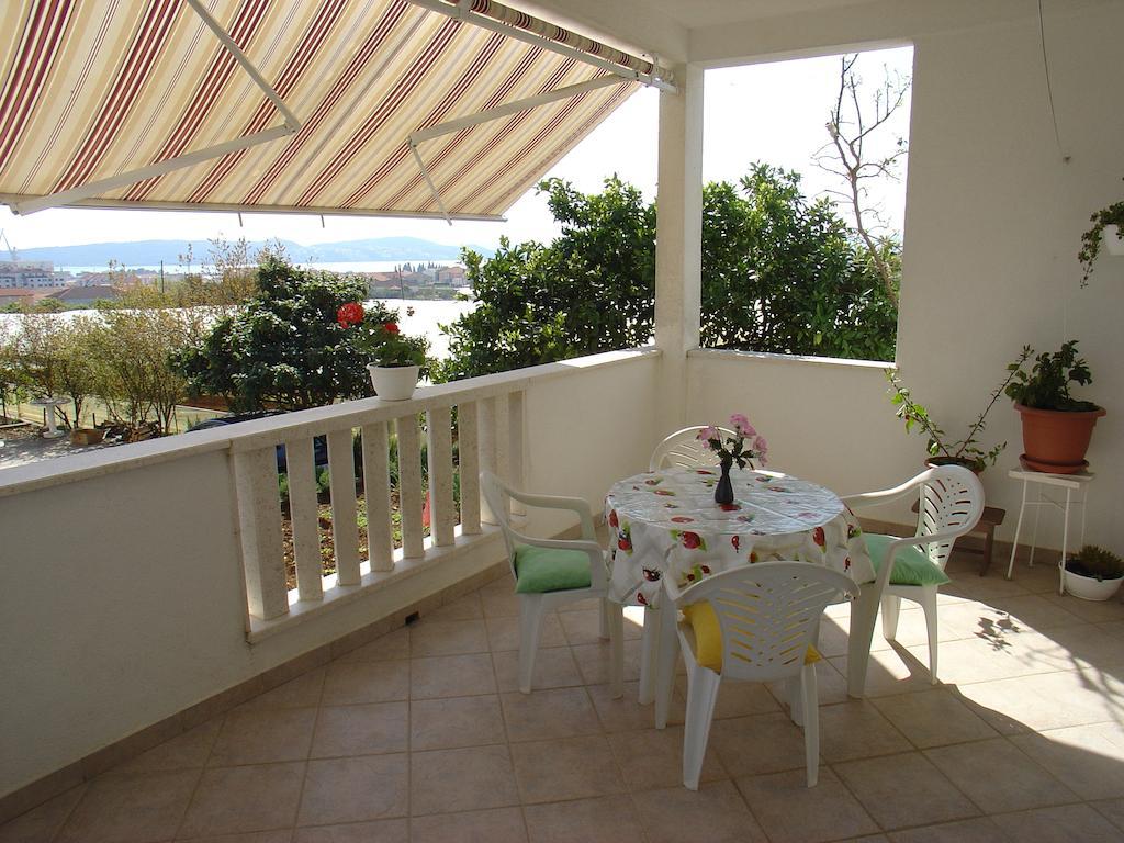 Apartment Tomy Trogir Eksteriør billede