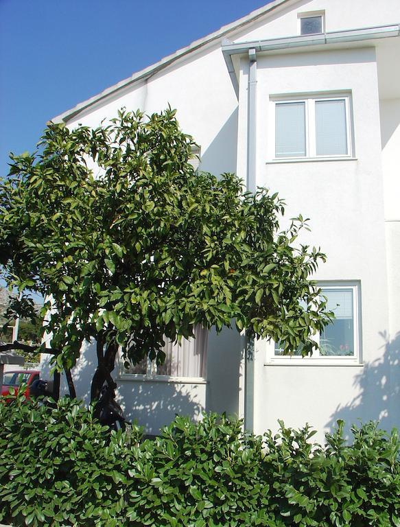 Apartment Tomy Trogir Eksteriør billede