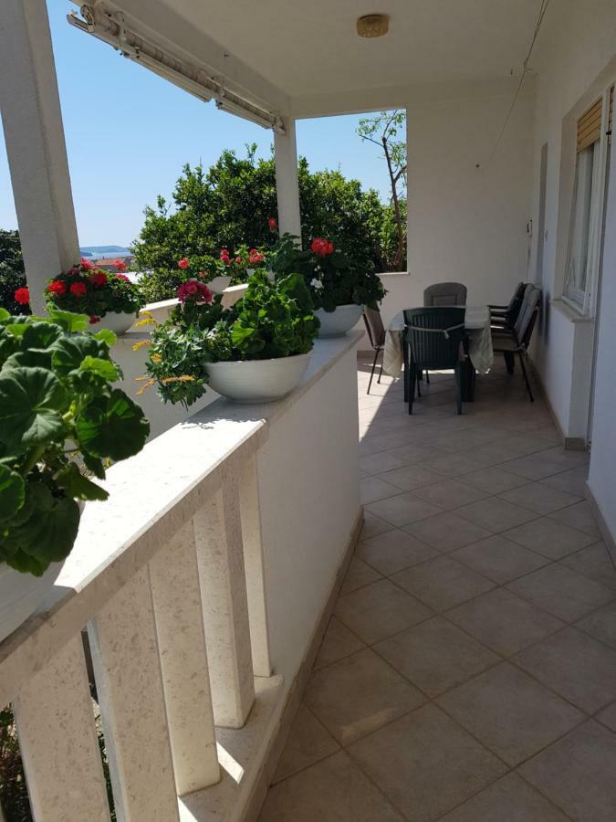 Apartment Tomy Trogir Eksteriør billede